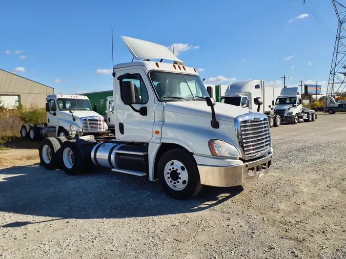 2018 FREIGHTLINER/MERCEDES CASCADIA 1255b94e90d48fa11a255c937f9146d7aa2