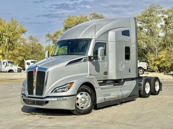 2025 KENWORTH T680