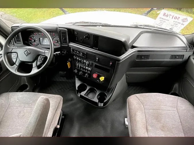 2022 INT LT625 6x4