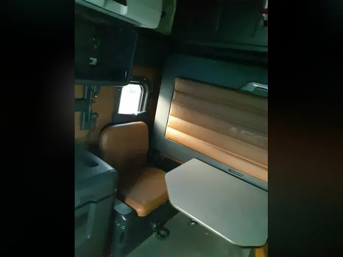 2020 FREIGHTLINER/MERCEDES NEW CASCADIA PX12664