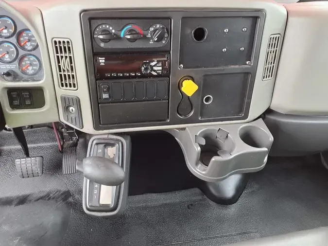 2018 NAVISTAR INTERNATIONAL 4300 LP