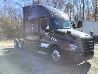 2023 Freightliner Cascadia