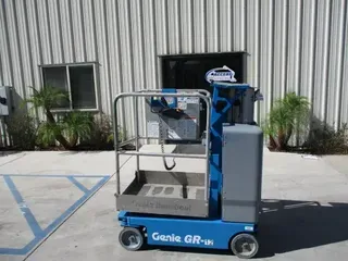 2012 Genie GR12