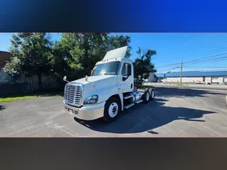 2020 FREIGHTLINER/MERCEDES CASCADIA 125