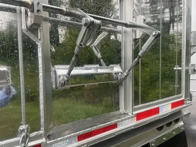 2026 EAST 34' TANDEM FRAME DUMP