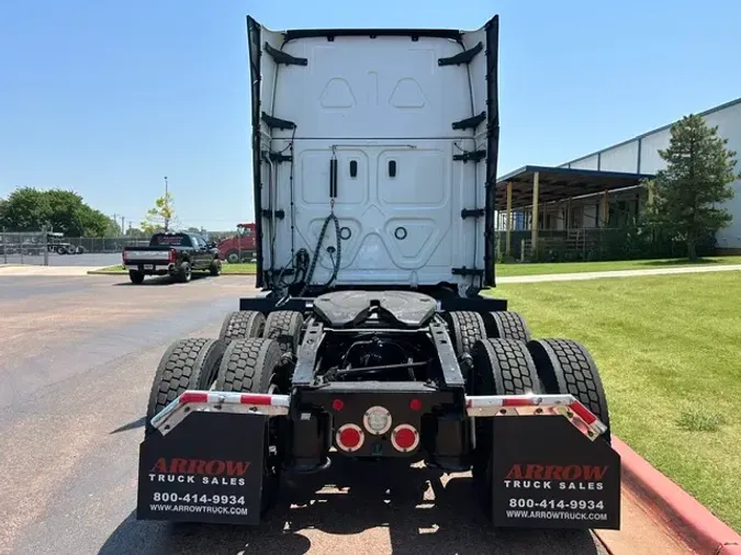 2022 FREIGHTLINER CASCADIA