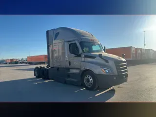 2024 Freightliner Cascadia