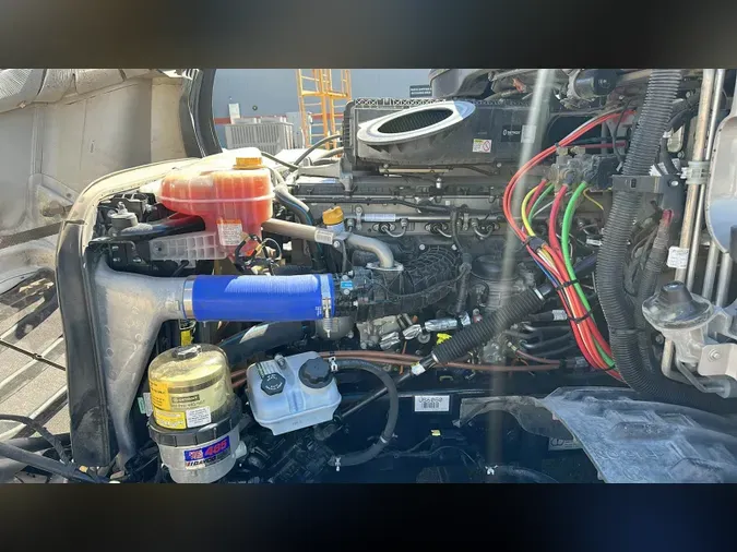 2024 Freightliner Cascadia 126