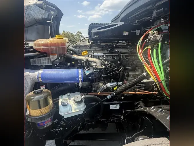 2022 FREIGHTLINER CA126