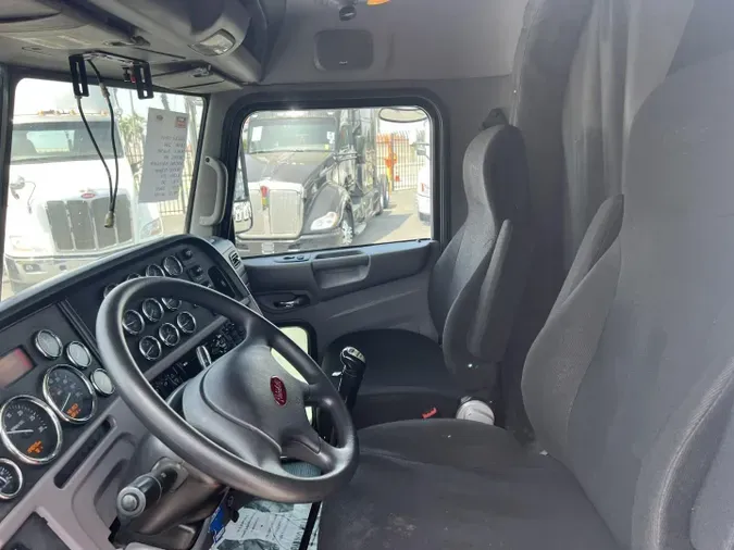 2016 Peterbilt 389