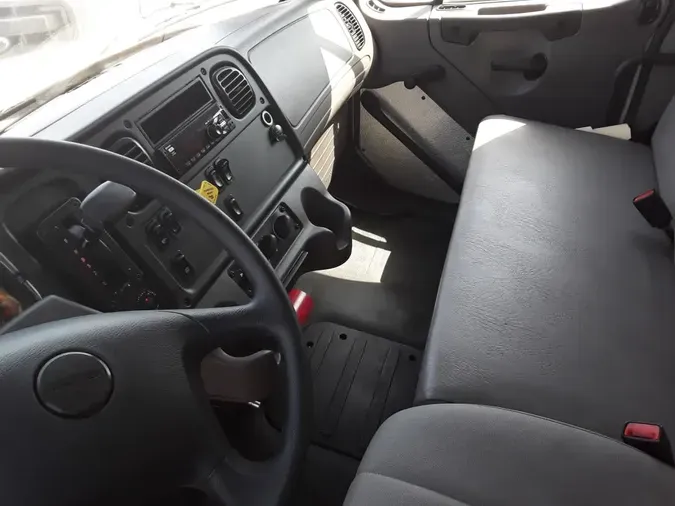 2019 FREIGHTLINER/MERCEDES M2 106