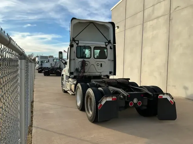 2019 FREIGHTLINER/MERCEDES CASCADIA 1255bac2f359517eb12c1d3b90b54ba1264