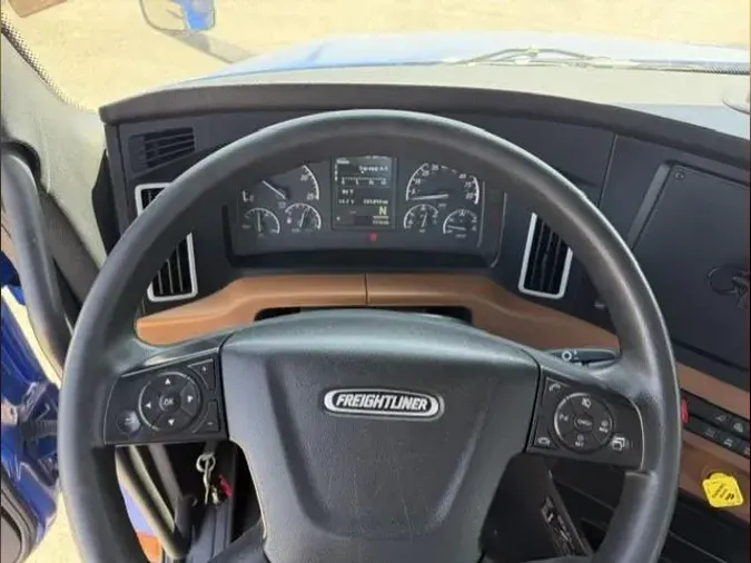 2020 Freightliner Cascadia5bace810294d22596a10806d151df315