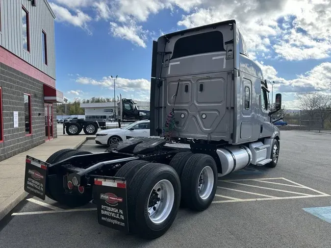 2022 Freightliner Cascadia®