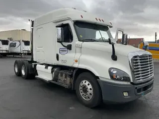 2016 FREIGHTLINER X12564ST