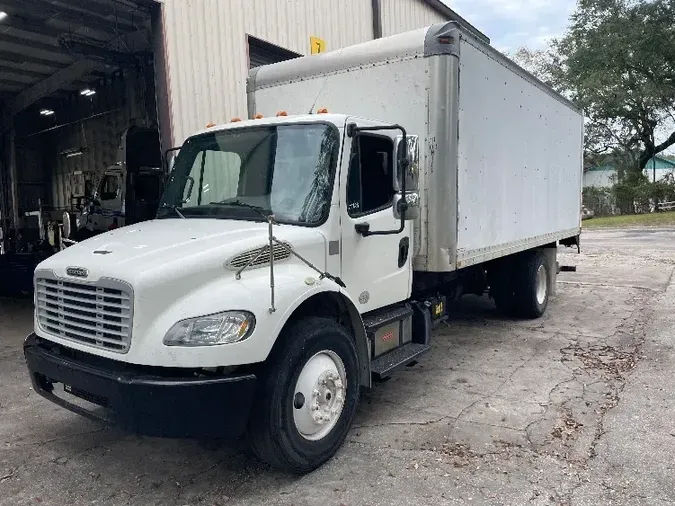 2014 Freightliner M2