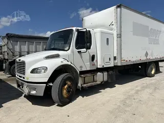 2015 FREIGHTLINER BUSINESS CLASS M2 106