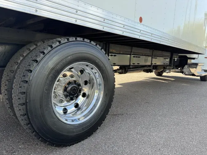 2019 Peterbilt 337