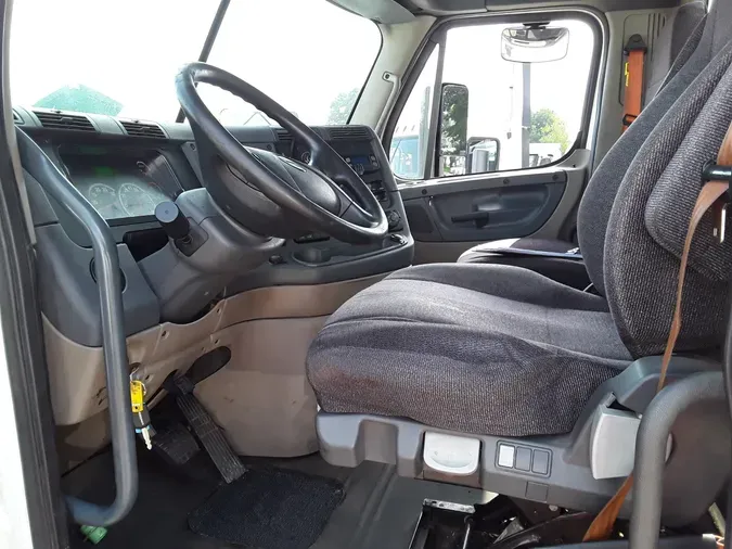 2018 FREIGHTLINER/MERCEDES CASCADIA 125