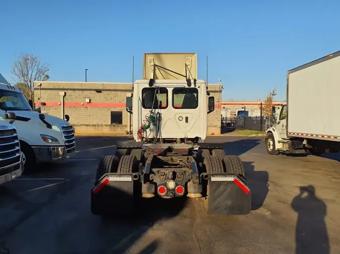 2019 FREIGHTLINER/MERCEDES NEW CASCADIA PX126645bc49d008ecd913a6cad1d4ae77b8607