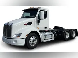 2022 Peterbilt 579