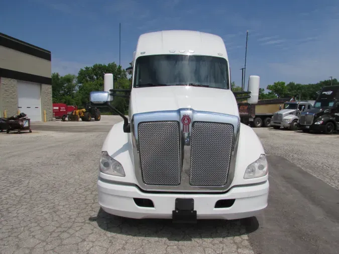 2022 Kenworth T680