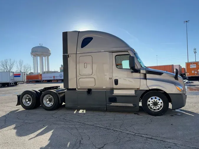 2023 Freightliner Cascadia