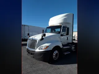 2020 NAVISTAR INTERNATIONAL LT625 DAYCAB T/A