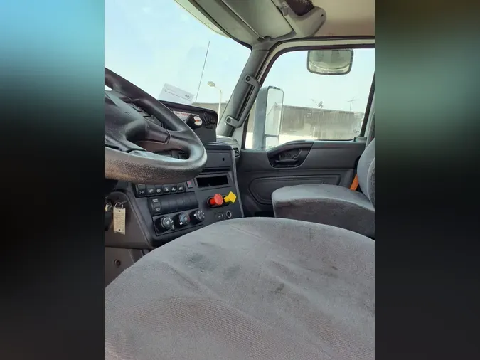 2018 NAVISTAR INTERNATIONAL LT625 DAYCAB T/A