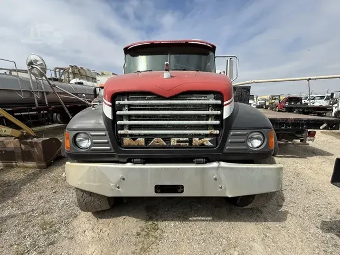 2007 MACK GRANITE CV713