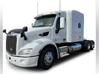 2022 Peterbilt 579