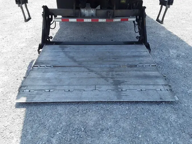 2017 NAVISTAR INTERNATIONAL 4300