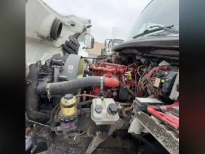 2020 FREIGHTLINER/MERCEDES M2 106