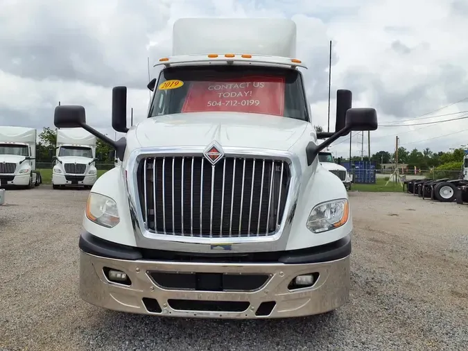 2019 NAVISTAR INTERNATIONAL LT625 DAYCAB T/A