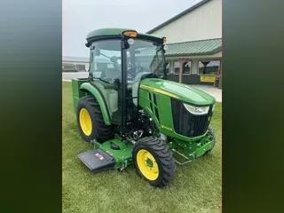2016 John Deere 3046R