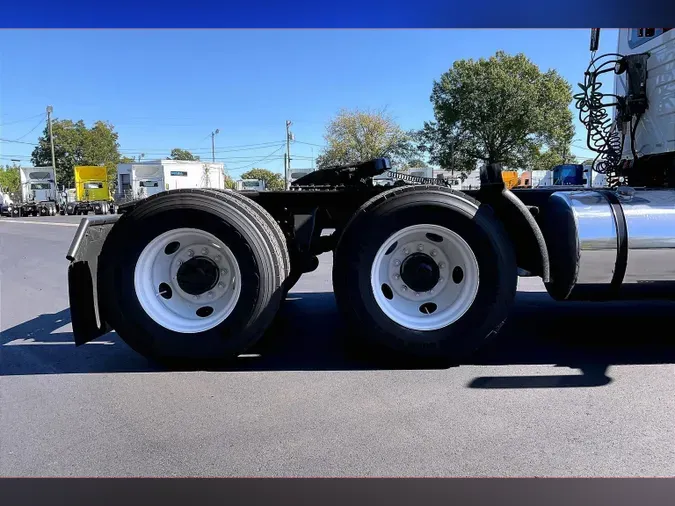 2021 INT LT625 6x4