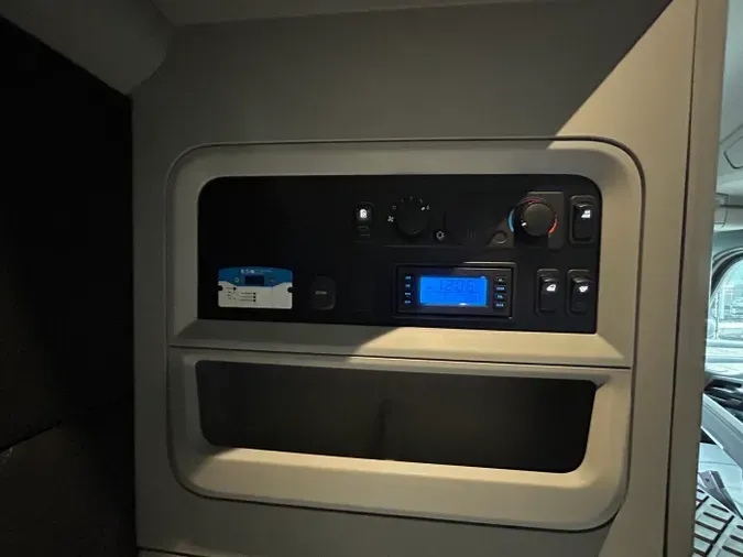 2025 Kenworth W9905bd24f7614b16823b683d6c4afd401de