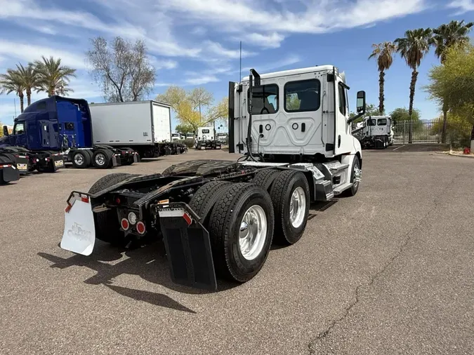 2022 Freightliner Cascadia