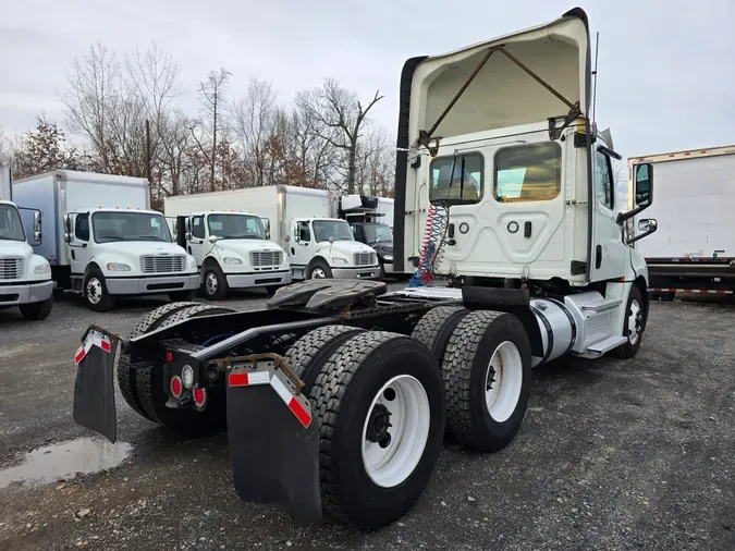 2020 FREIGHTLINER/MERCEDES NEW CASCADIA PX12664