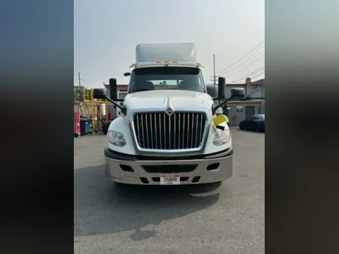 2019 NAVISTAR INTERNATIONAL LT625 DAYCAB T/A