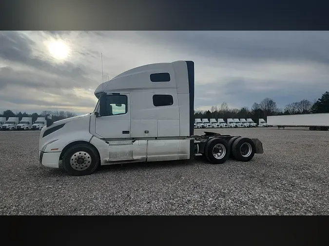 2020 Volvo VNL 760