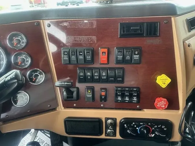 2019 WESTERN STAR 5700XE