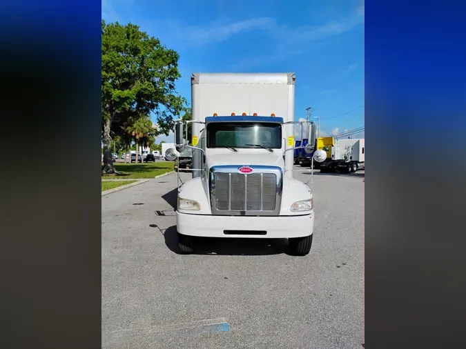 2020 Peterbilt 337