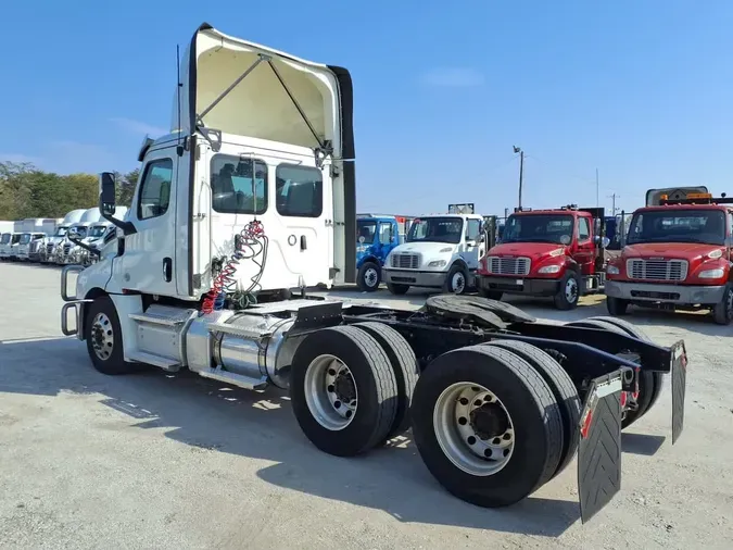 2020 FREIGHTLINER/MERCEDES NEW CASCADIA PX126645bd880216d163de27e3fee3251645d4d