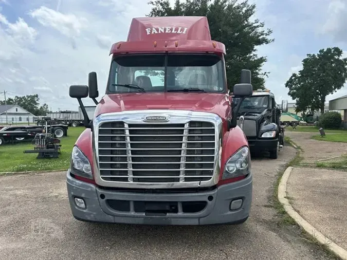 2016 FREIGHTLINER CASCADIA 125