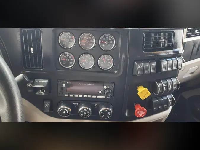 2025 Peterbilt 5895bdc272b3eada0c117566fa3413b879f