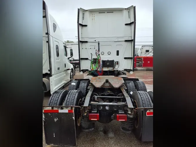2019 NAVISTAR INTERNATIONAL LT625 SLPR CAB