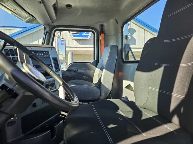 2019 MACK CXU613