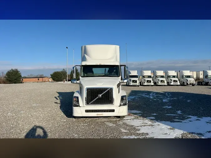 2018 Volvo VNL300