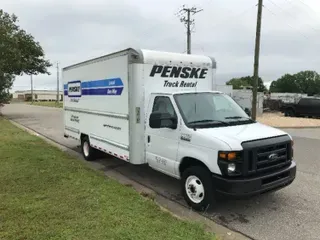 2017 FORD MOTOR COMPANY E350